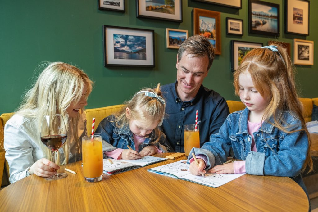 HolidayInn-FamilyShoot_by_DavidOakley-08066