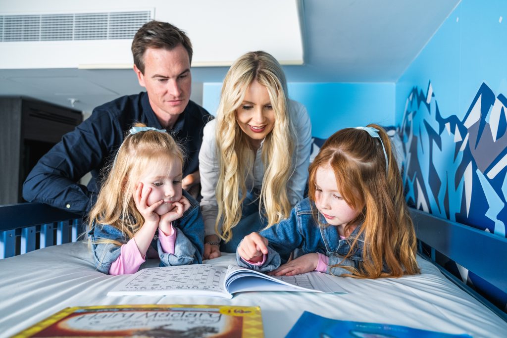 HolidayInn-FamilyShoot_by_DavidOakley-08510